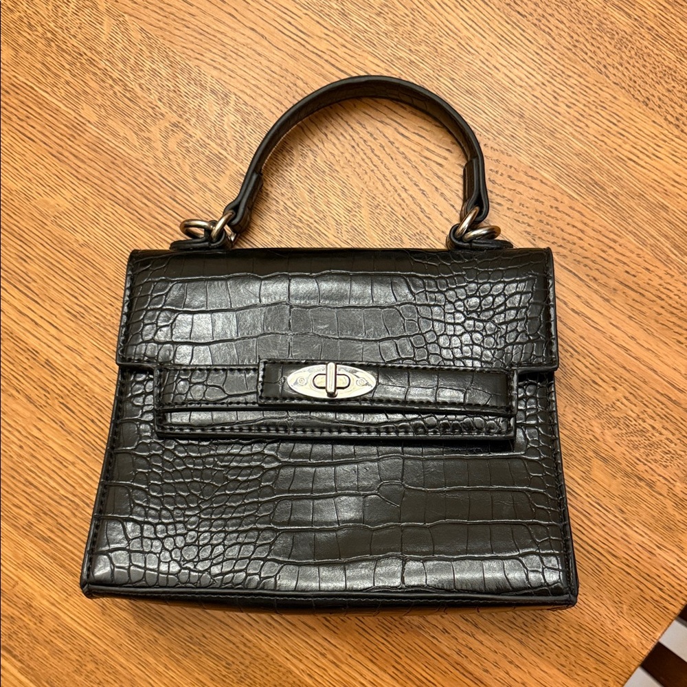 Elegant Black Crocodile-Embossed Handbag